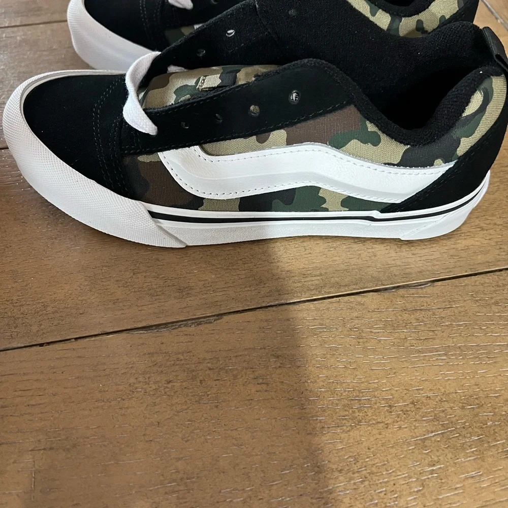 Kids Vans Camo Black/Green Slip-On Sneakers - Picture 2 of 7